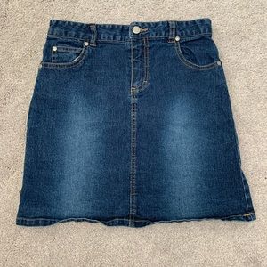 Super cute girls jean skirt, size 10, some sparkle!
